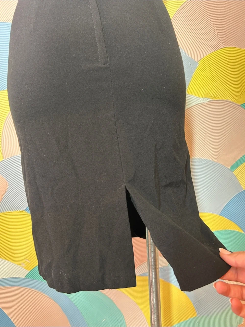 Wrapper Classic Black Ruffle Pencil Skirt - Women sz 3